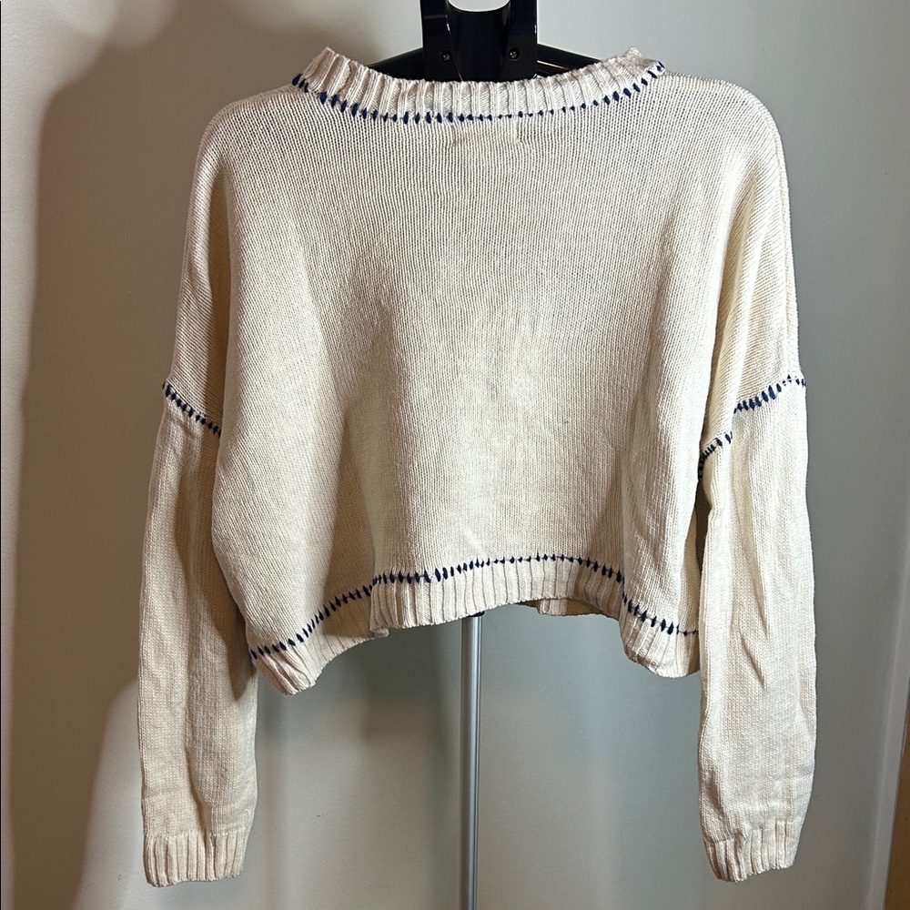 Jessica Simpson Cream and Blue Knit - Picture 6 of 7